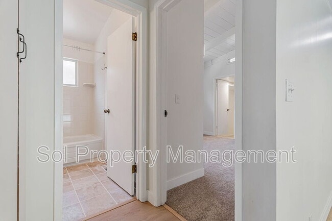 Building Photo - 417 Belle Monti Ct