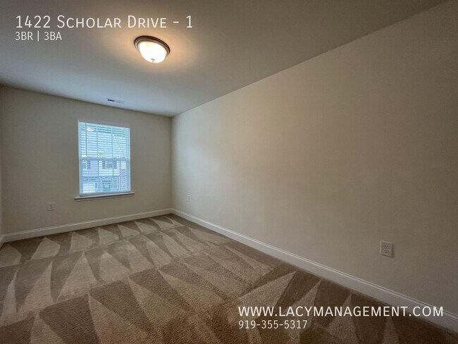 Building Photo - 1422 Scholar Dr