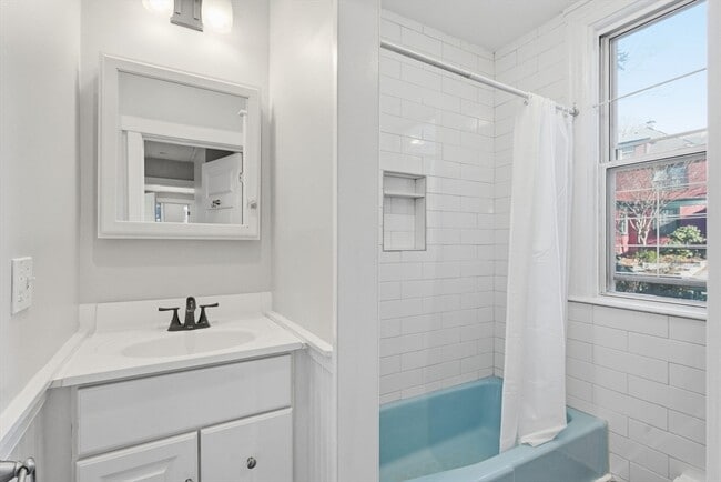 Building Photo - 23 Olmstead St