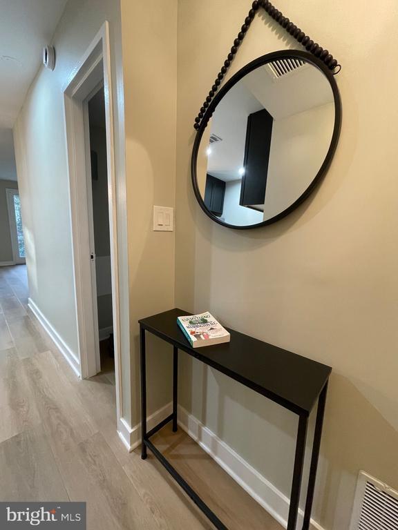 Building Photo - 620 3rd St SW