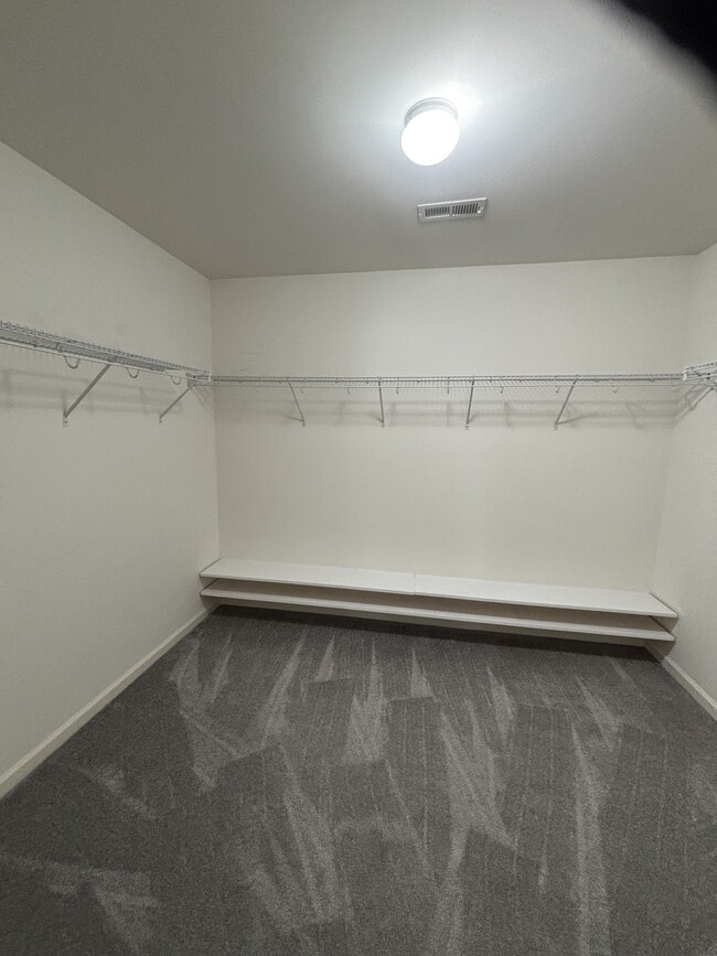 Building Photo - 145 Relict Dr