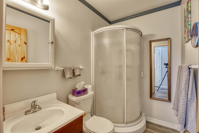 Building Photo - 86 Peno Rd