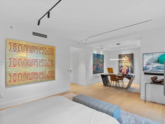 Building Photo - 3501 N Ocean Dr