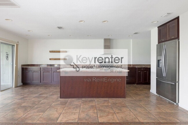 Building Photo - 6575 Green Valley Dr
