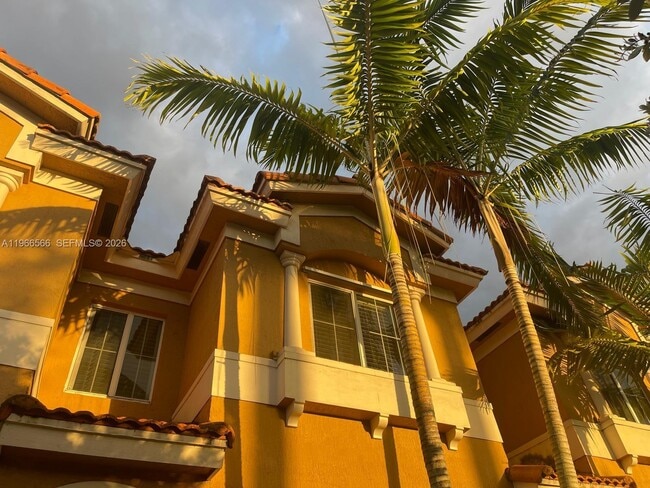 Building Photo - 6010 Woodlands Blvd