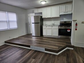 Building Photo - 112 N. Third Ave