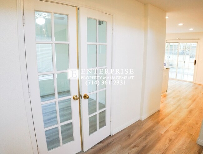 Building Photo - Spacious 4BD Home with Office & Yard | Top Schools