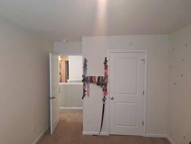 Building Photo - Delightful Four Bedroom Home Approximately...