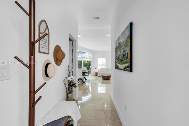 Building Photo - 15241 Wilshire Ct