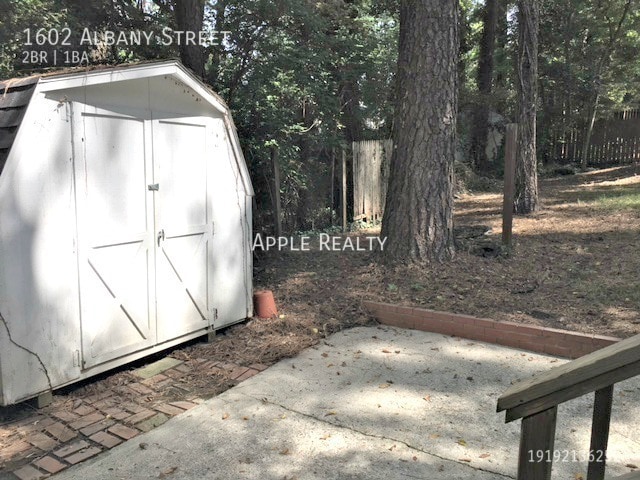 Building Photo - 1602 Albany St