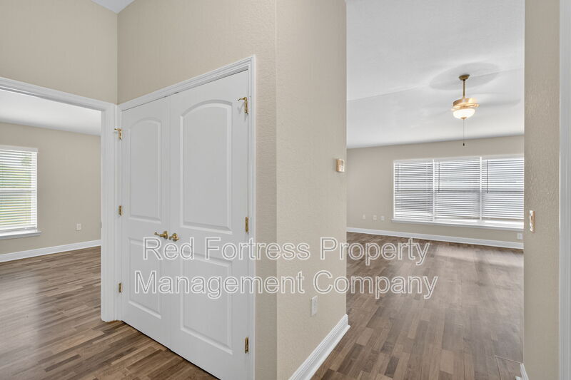 Building Photo - 27078 Brook Forest Rd