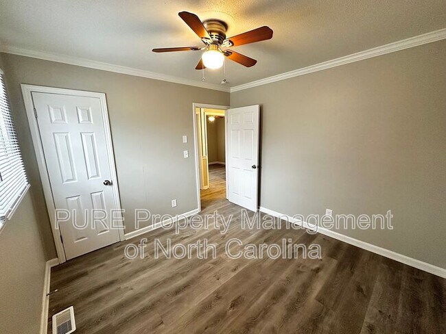 Building Photo - 1414 White St