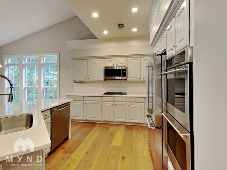 Building Photo - 2149 Wrights Mill Cir NE