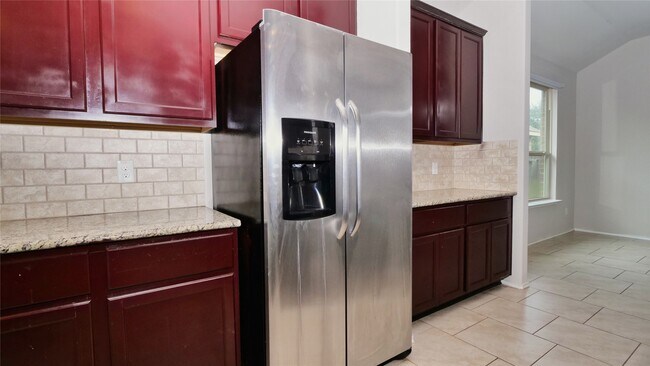 Building Photo - 4427 Aversa Dr