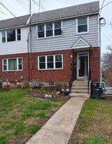 Building Photo - 115 Saint Charles St