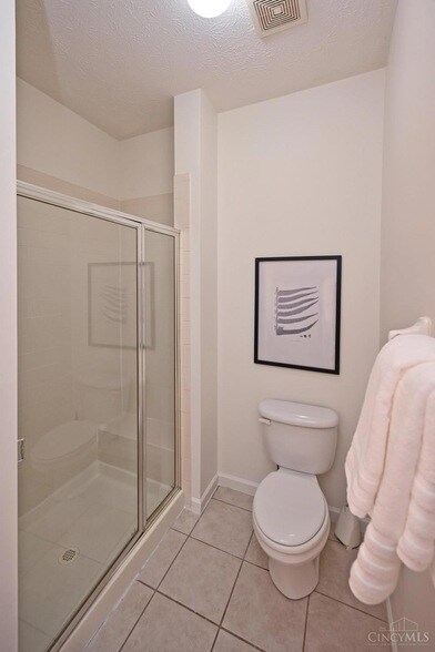 Building Photo - 7135 Thorndale Ln