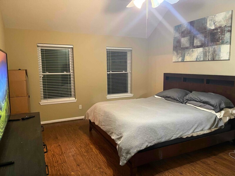 Building Photo - 8207 Fairgrove Park Ct