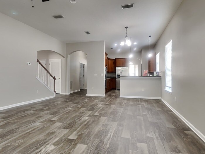 Building Photo - 9251 Hawkeye Dr