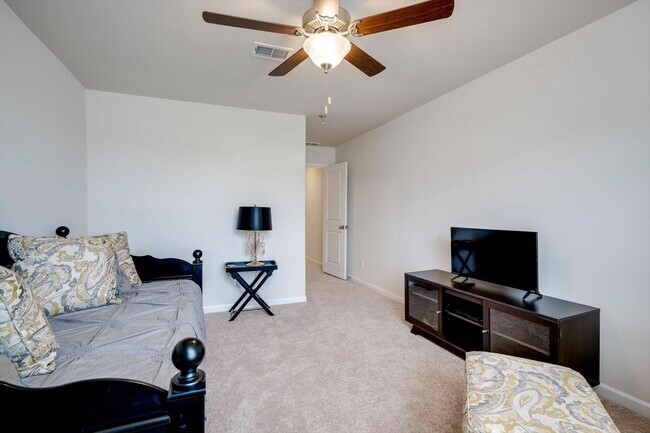 Building Photo - 6170 High Top Ln