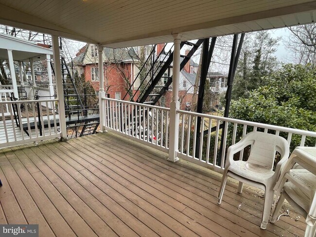 Building Photo - 1209 Gilpin Ave