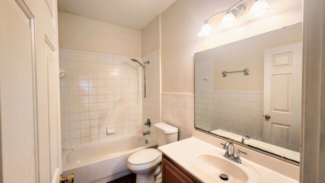 Building Photo - Spacious 4BR w/ Fenced Yard + Covered Lanai + 2 Car Garage  in Orange Park!