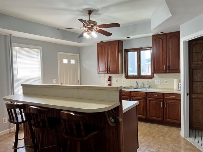 Building Photo - 15 Marion Ter