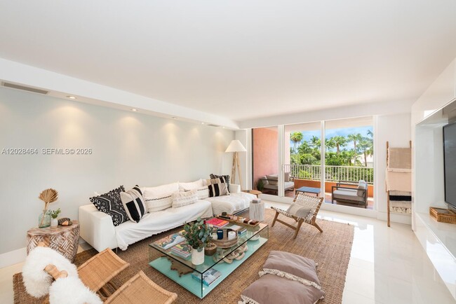 Building Photo - 781 Crandon Blvd