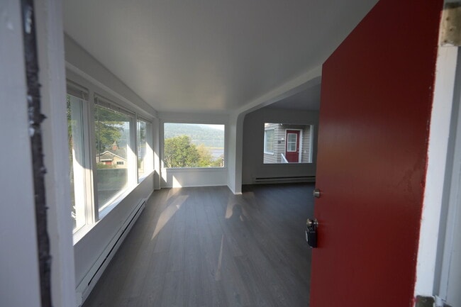 Building Photo - 2 bed 1.5 bath in Blyn