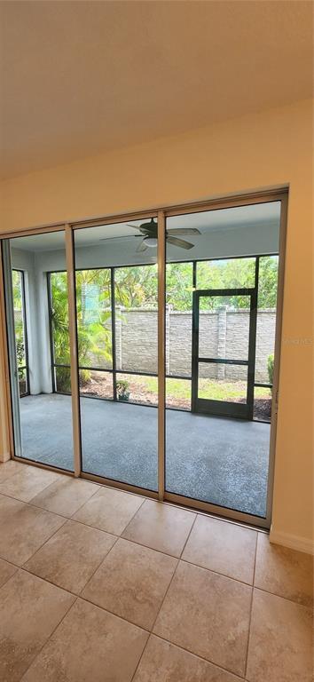 Building Photo - 6425 Baytown Dr