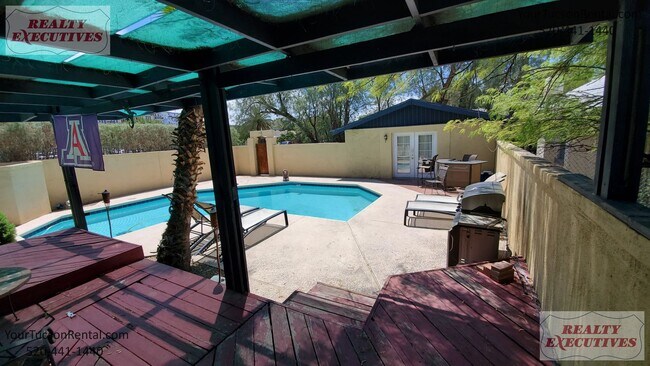 Building Photo - Speedway Blvd