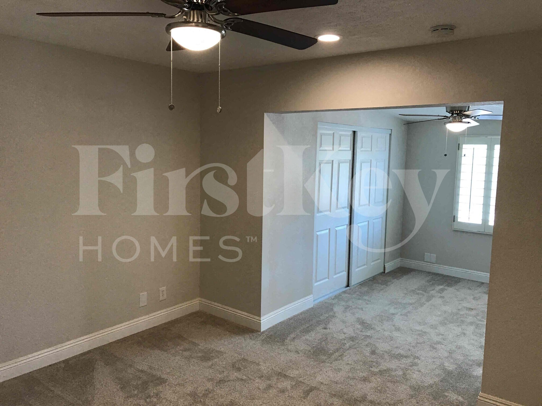 Building Photo - 7427 E McKinley St