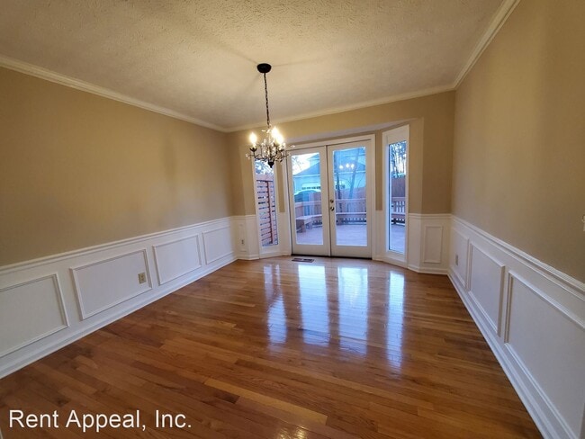 Building Photo - 4 br, 2.5 bath House - 2675 Shadow Pine Dr