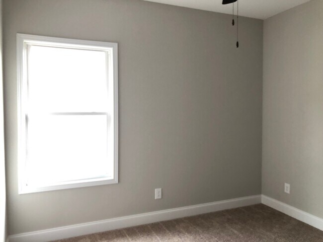 Building Photo - 177 Ridge Pointe Dr