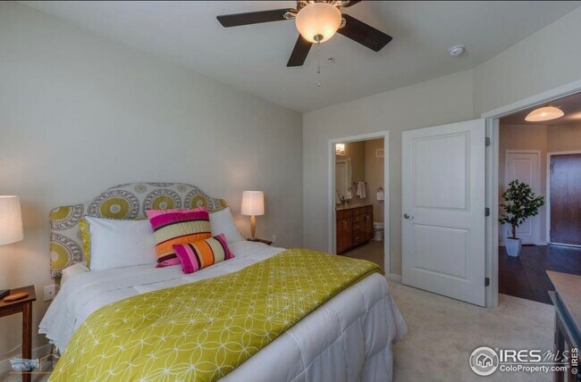 Bedroom - 13598 Via Varra