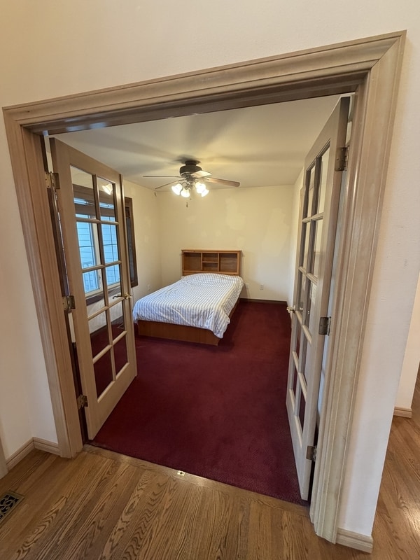 Building Photo - 700 Sunrise Dr