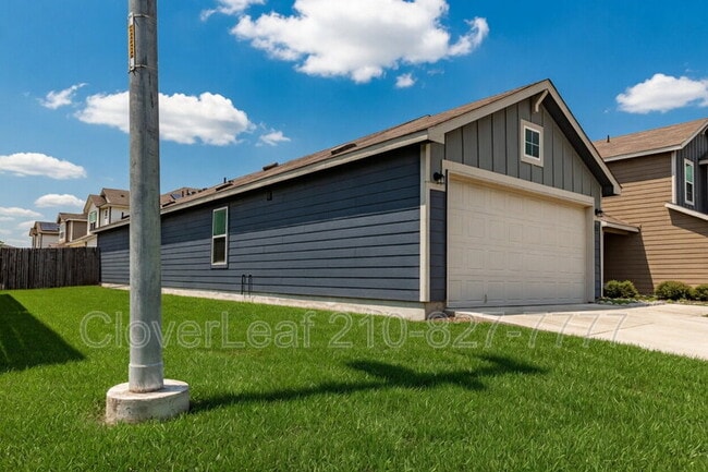 Building Photo - 6026 Bluestem Wy