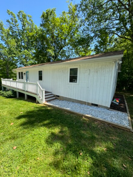 Building Photo - 7907 US-15