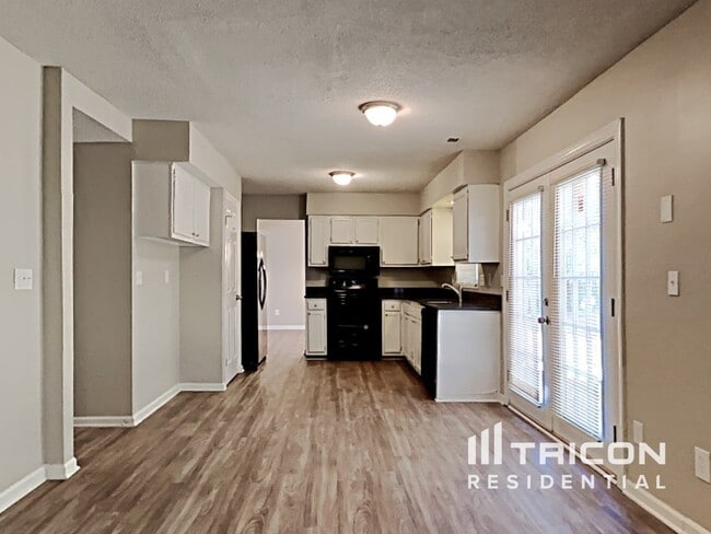 Building Photo - 3701 Broad Oak Dr