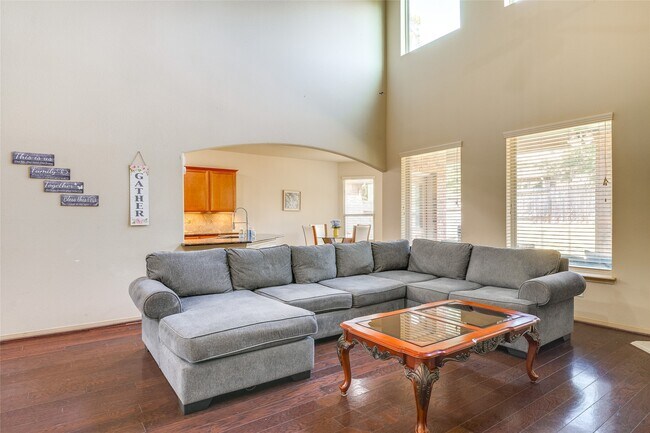 Building Photo - 8470 Coral Cove Pass Ln