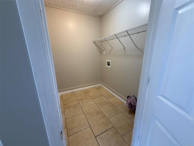 Building Photo - 113 Lori St