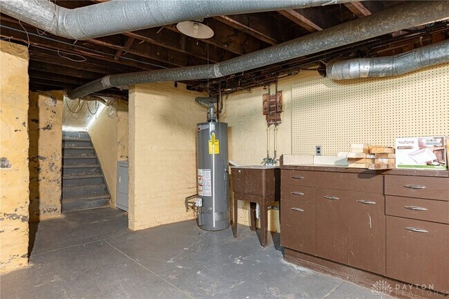 Building Photo - 558 Wyoming St