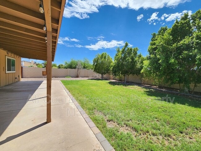 Building Photo - 4701 W Charleston Ave