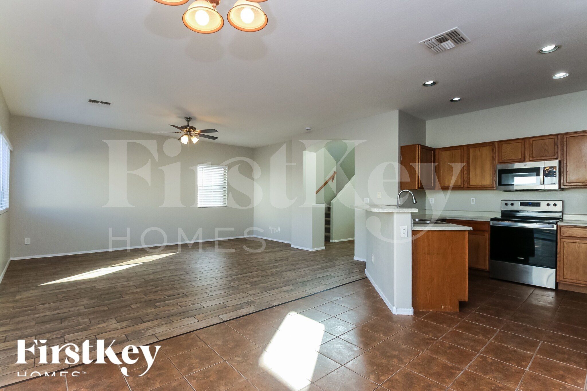 Building Photo - 3526 W Monte Way