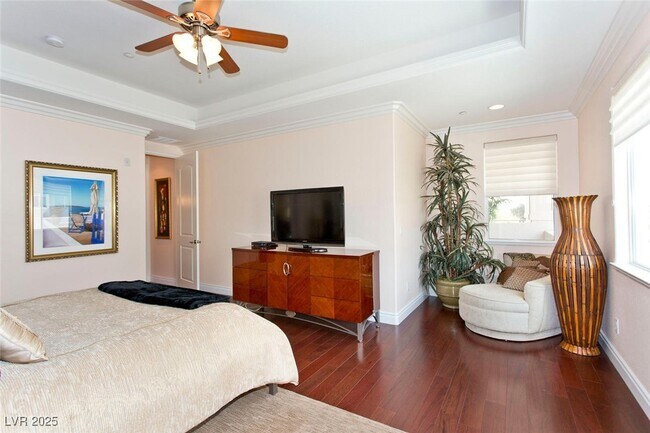 Building Photo - 9209 Las Manaitas Ave