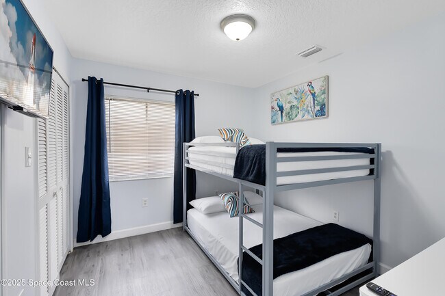 Building Photo - 3165 South St