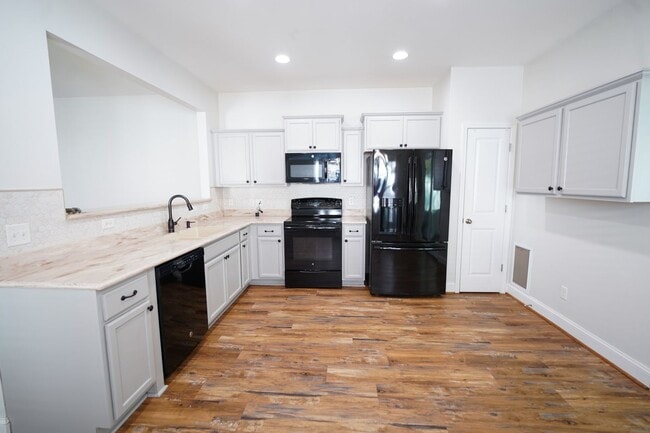 Building Photo - Available Soon!