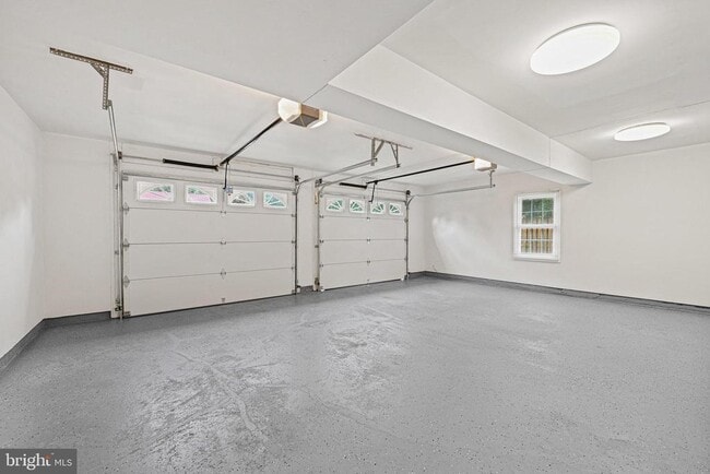 Building Photo - 9760 Hatmark Ct