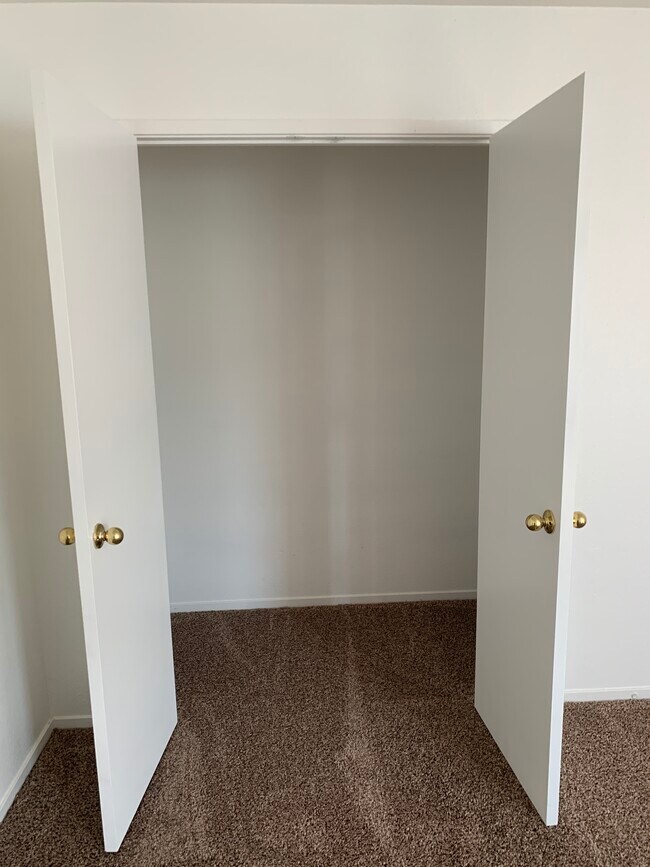 Building Photo - 1118 Solstice Ave