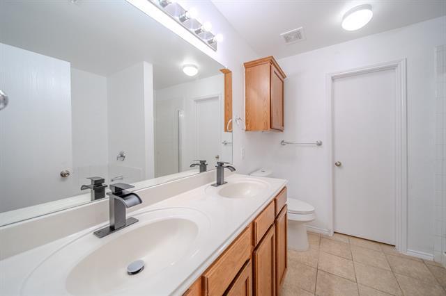 Building Photo - 2037 Cedar Trail
