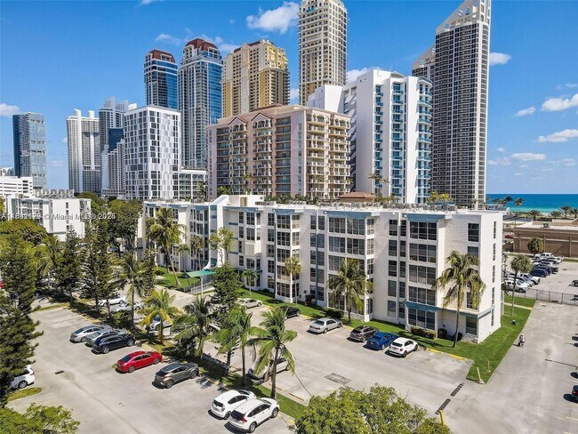 Building Photo - 17620 Atlantic Blvd